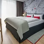 Intercityhotel Hotel 4*