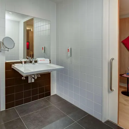 Intercityhotel 호텔 뒤스부르크