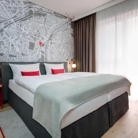 Hotel Intercityhotel 4*