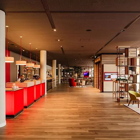 Intercityhotel Duisburgo