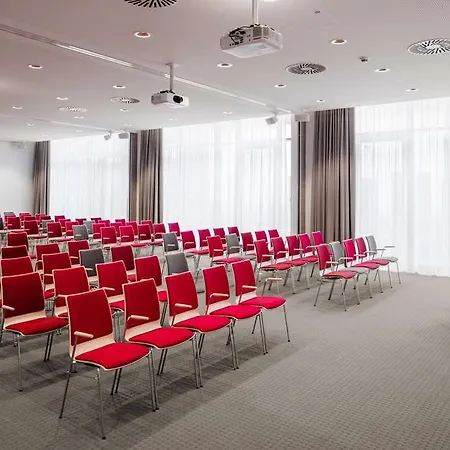 Intercityhotel Duisburgo