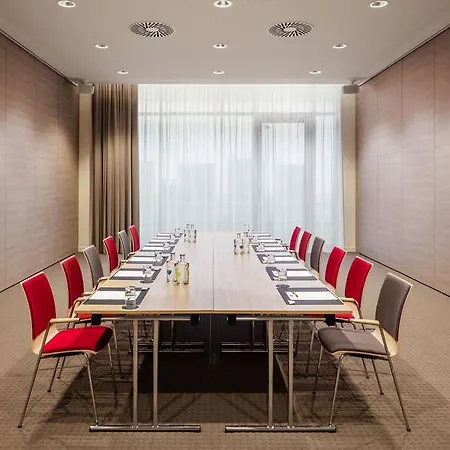 Szálloda Intercityhotel Duisburg